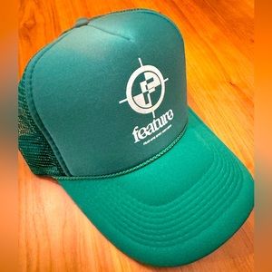 Feature bullseye green a-frame trucker hat brand new